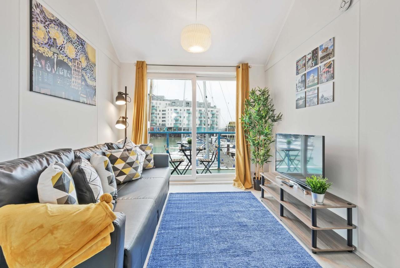 On The Water With Free Parking - By My Getaways Apartamento Brighton Exterior foto