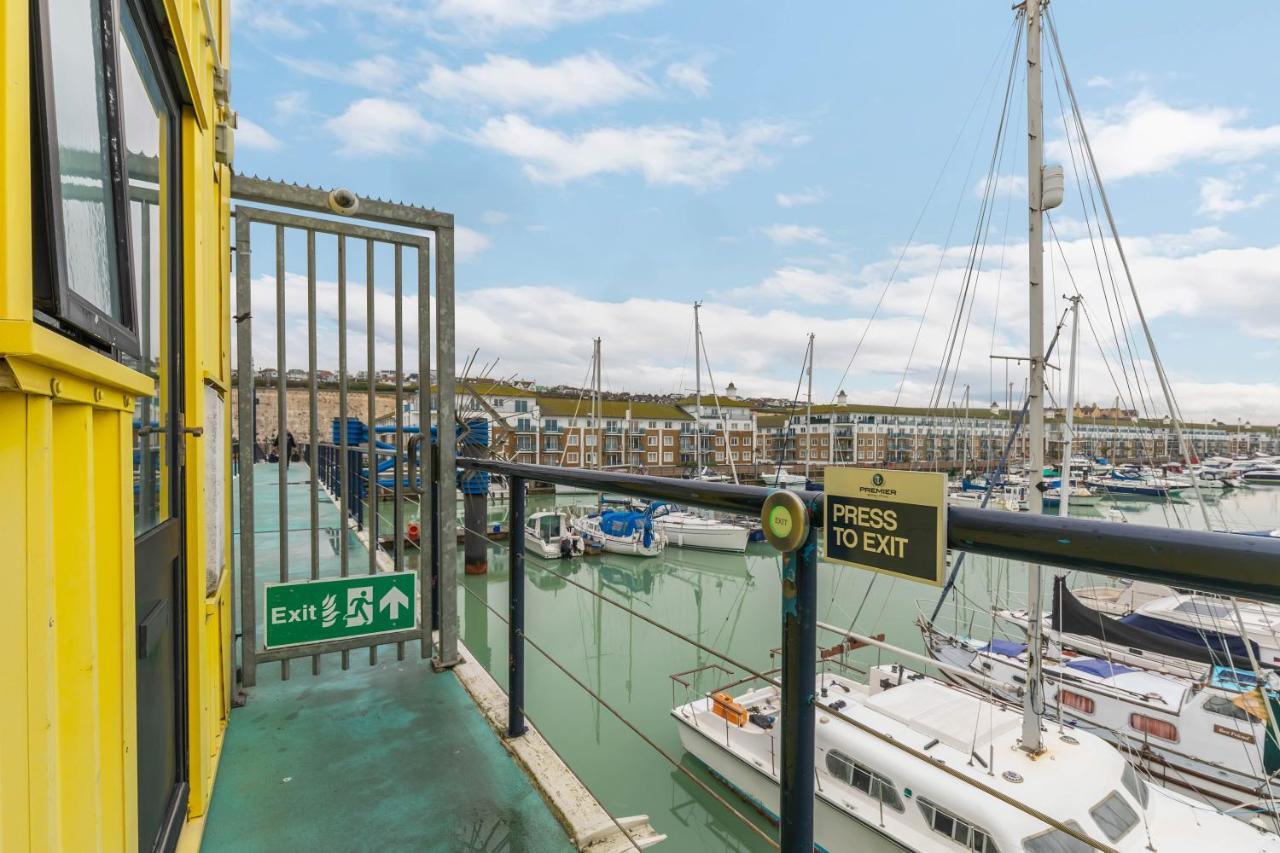 On The Water With Free Parking - By My Getaways Apartamento Brighton Exterior foto