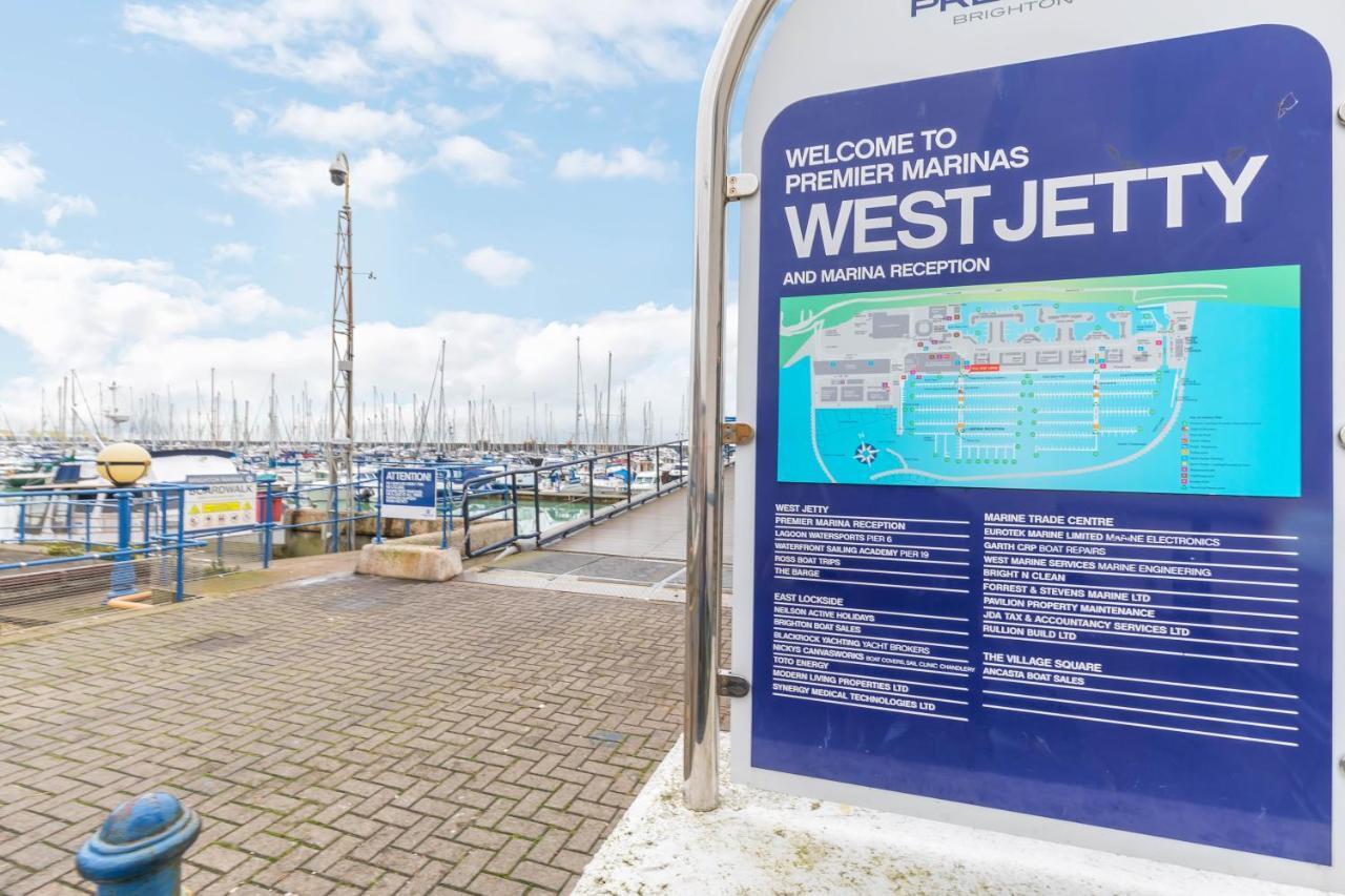 On The Water With Free Parking - By My Getaways Apartamento Brighton Exterior foto